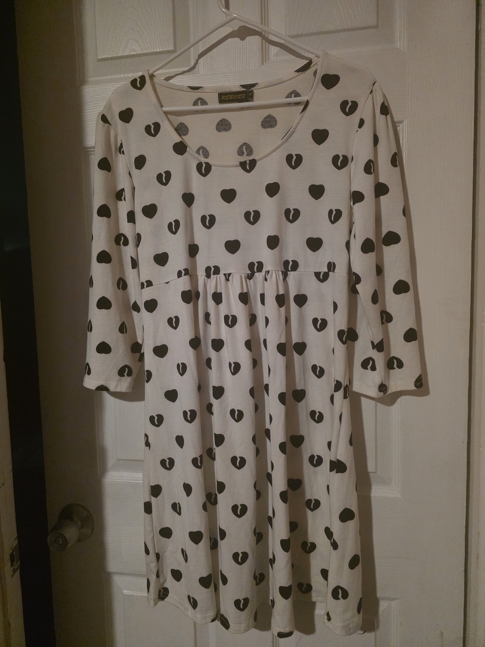 Reborn Cream Scoop-Neck Long Sleeve Dress with Black Heart Print